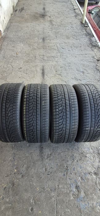 4 anvelope iarna Hankook 285/45/21,dot 2021.Pretul este pe bucata.