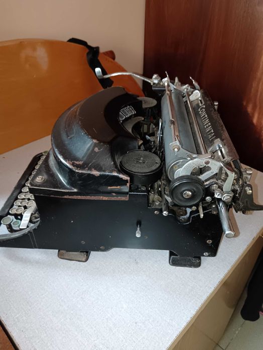 Пишеща машина  ConTinenTаL SILENTA