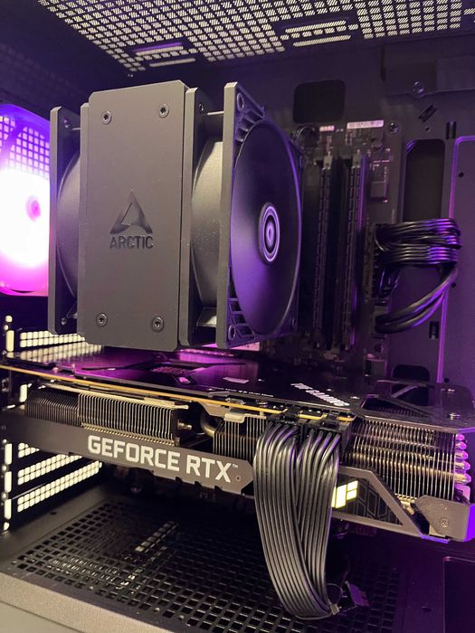 Геймърски компютър AMD Ryzen 7 5800X, RTX 3080 10GB, 16GB ram