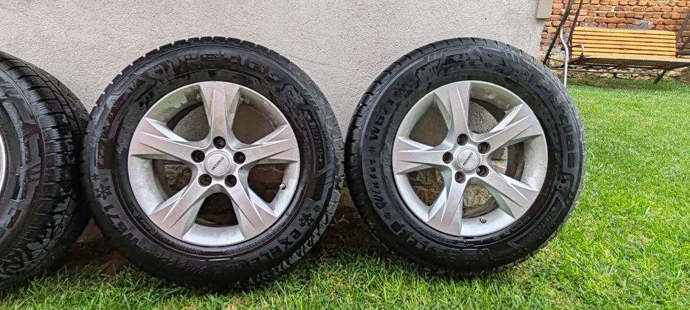 Продавам зимни гуми с джанти