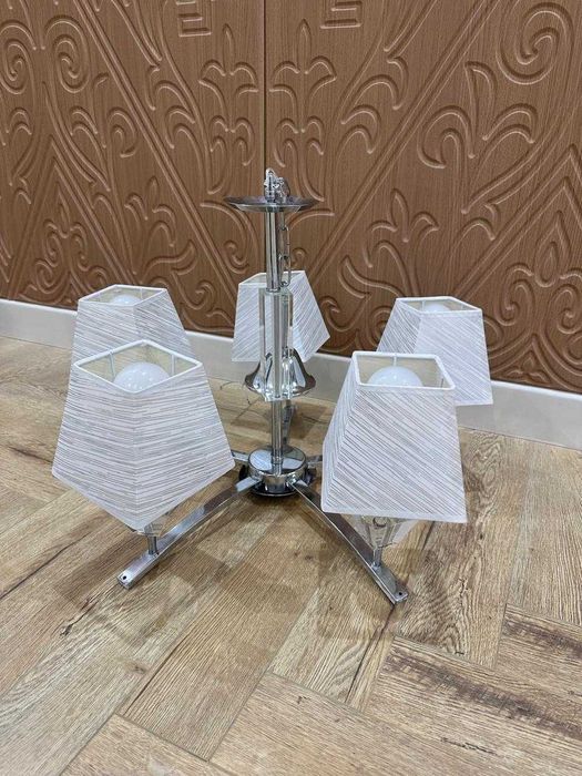 Люстра и бра (комплект)