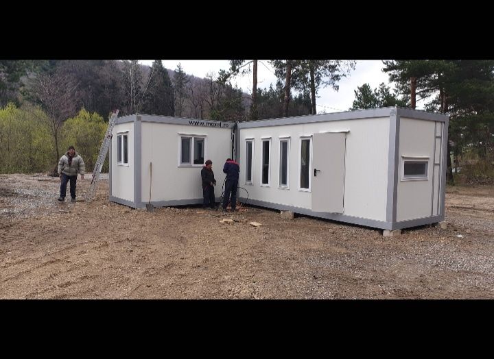 Vand casa containere completa tot 2023