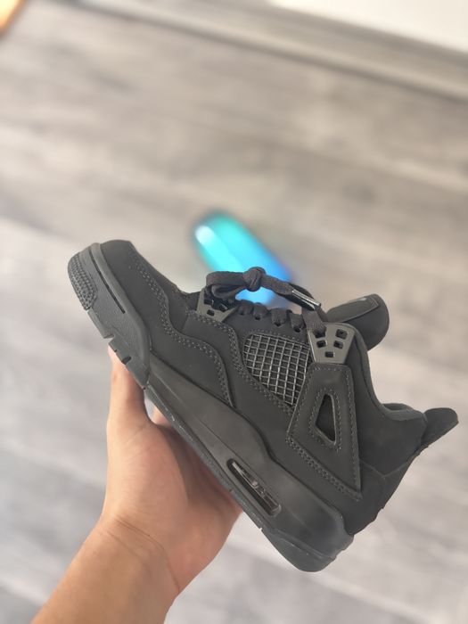 Jordan 4 black cat marimea 36