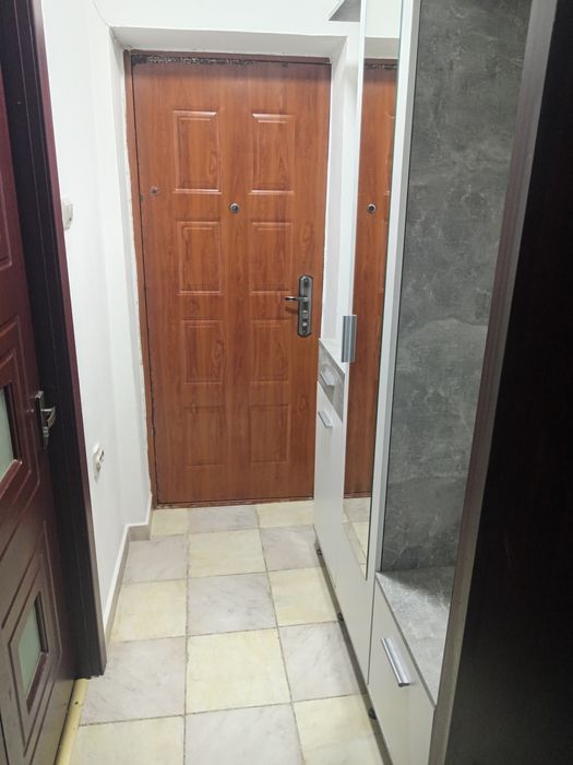 Vând Garsoniera în Rovinari