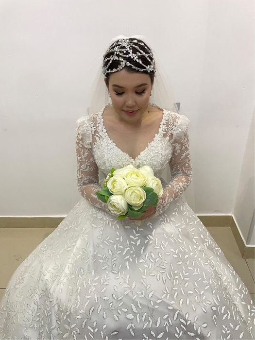 Дизайнерское свадебное платье 2023г