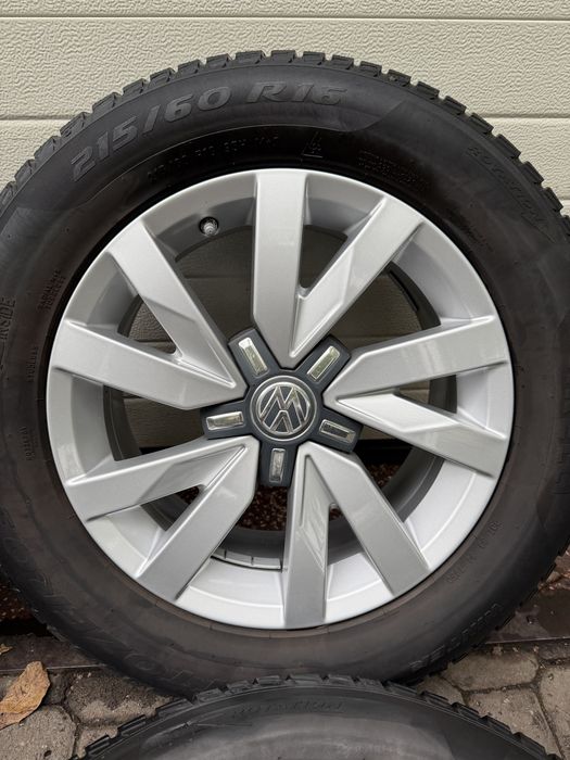 Jante VW 16 Passat B8 T-Roc Golf Touran Sharan Eos 215/60R16 m+s senz