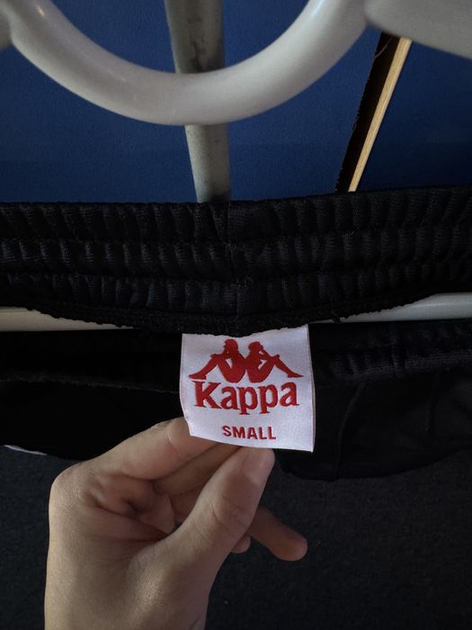 Панталони kappa