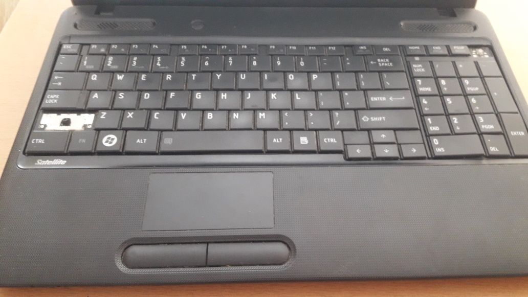 Лаптоп Toshiba Satellite C655-S5123; 15.6 Inch