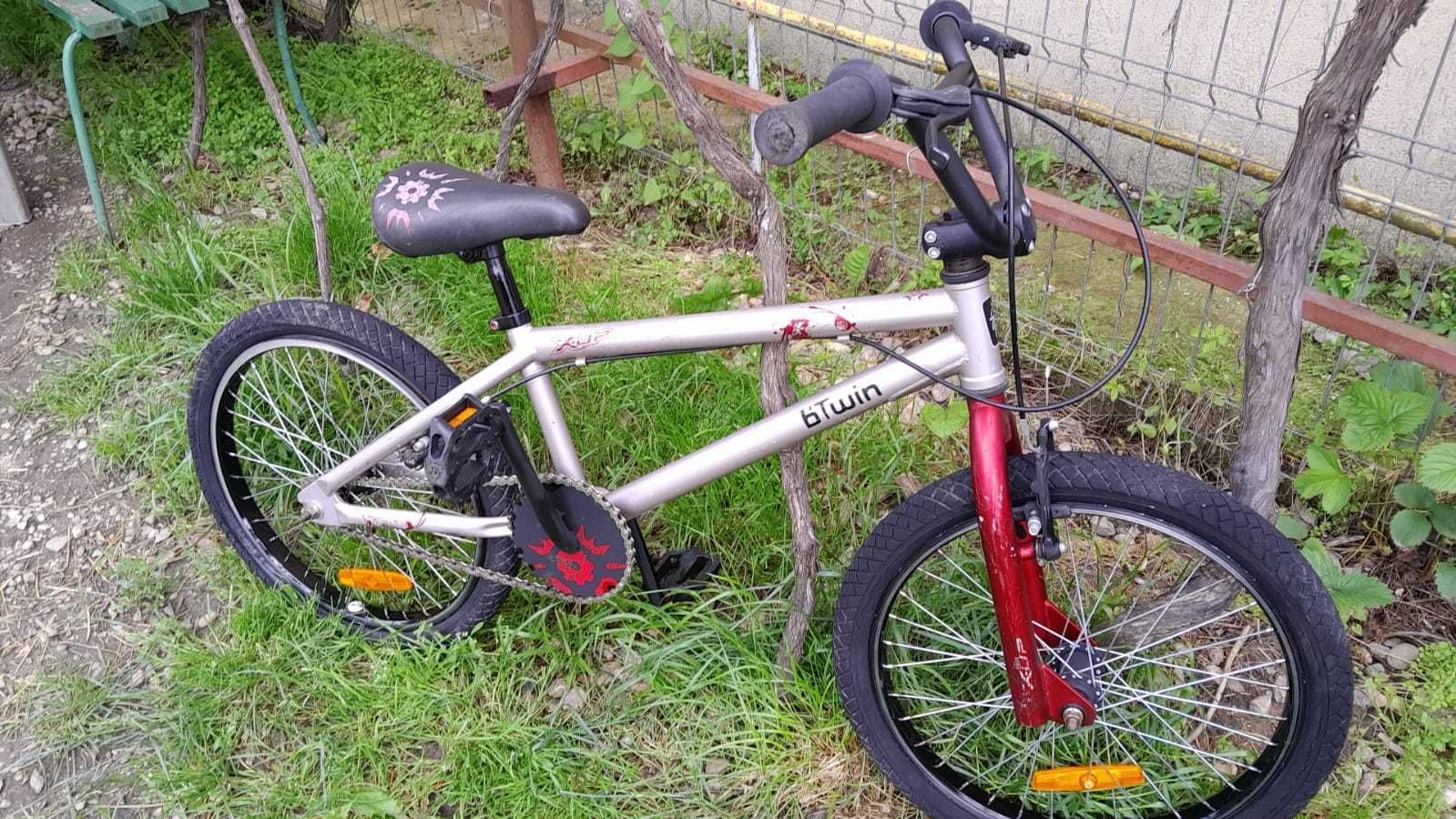 Bicicleta bmx Btwin X-up, 20 inchi, V-brake Tektro, stare buna