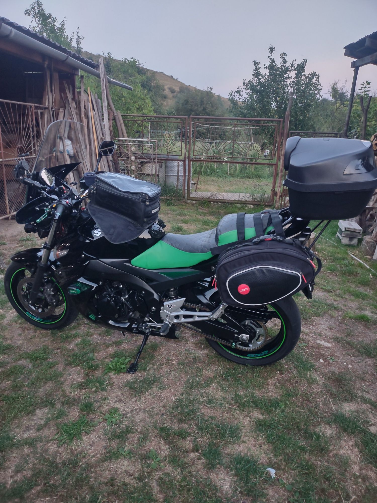 Vind Suzuki gsr 600