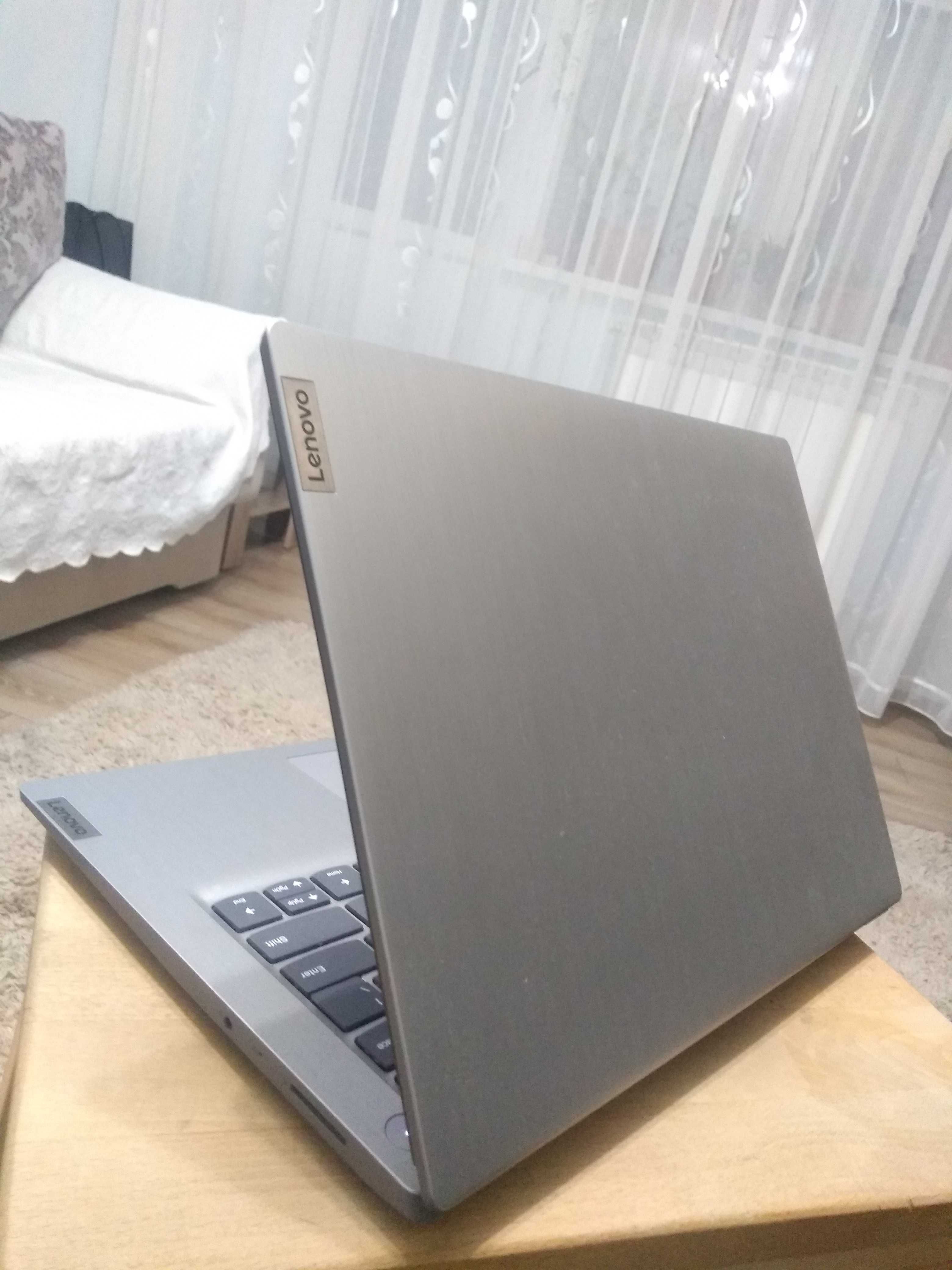 Laptop Lenovo ideapad 3 ,ryzen 7 3700