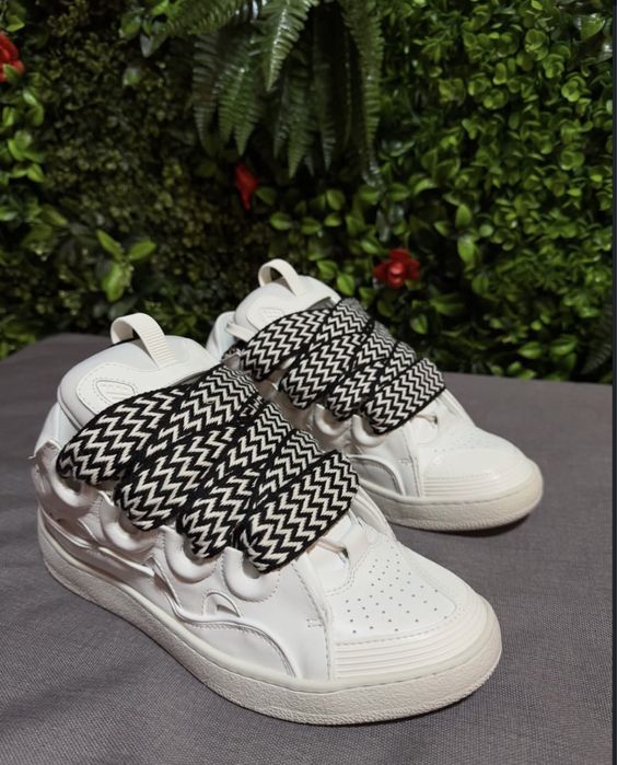 adidasi lanvin curb