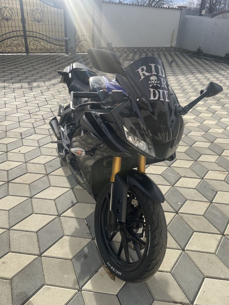 Yamaha YZF R-125 2019