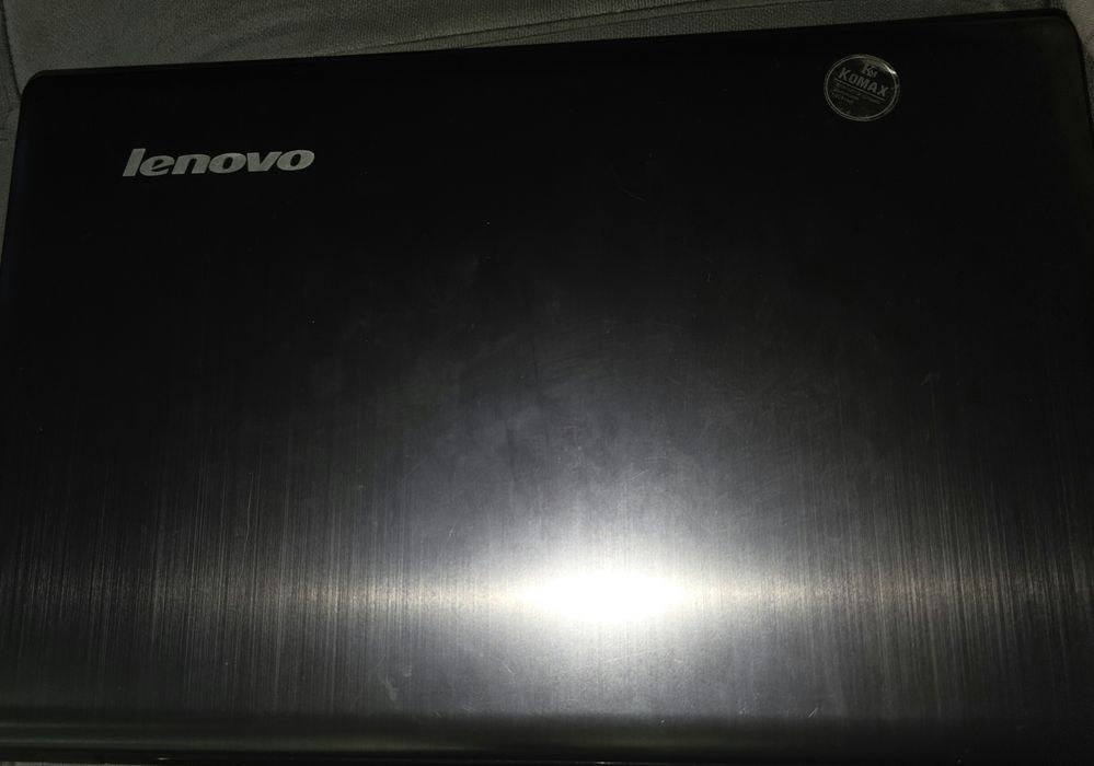 Продаю ноутбук lenovo Z580