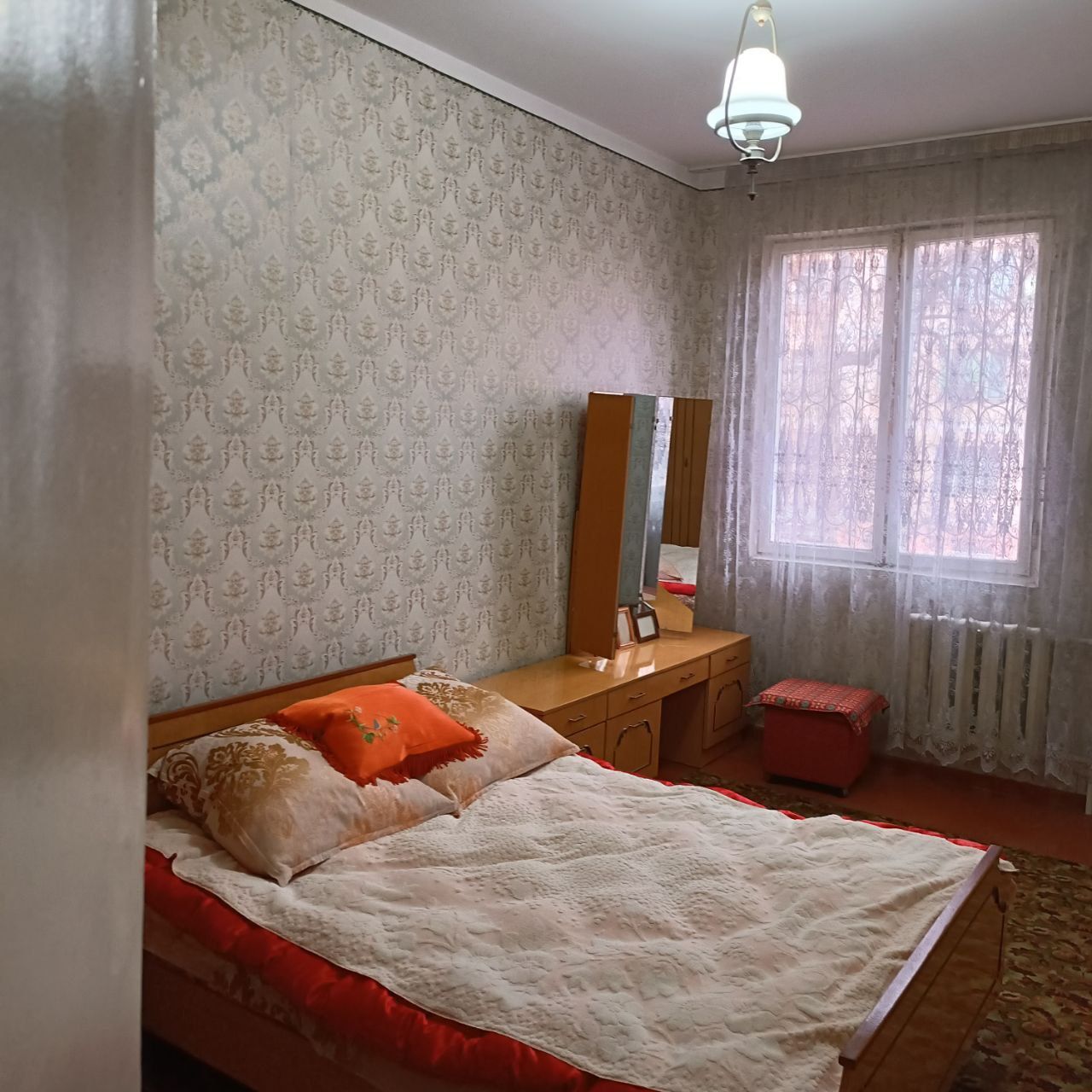 Срочно продаётся своя  квартиру чилонзор ц
