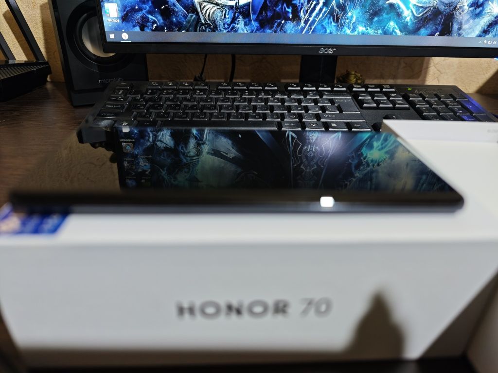 HONOR 70 //ПРОДАМ б/у в отличном состоянии