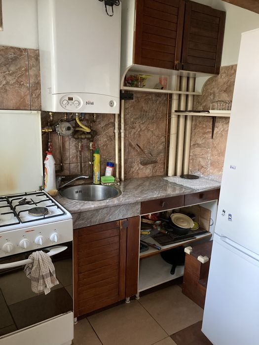 Inchiriez Apartament de 2 camere parcul central