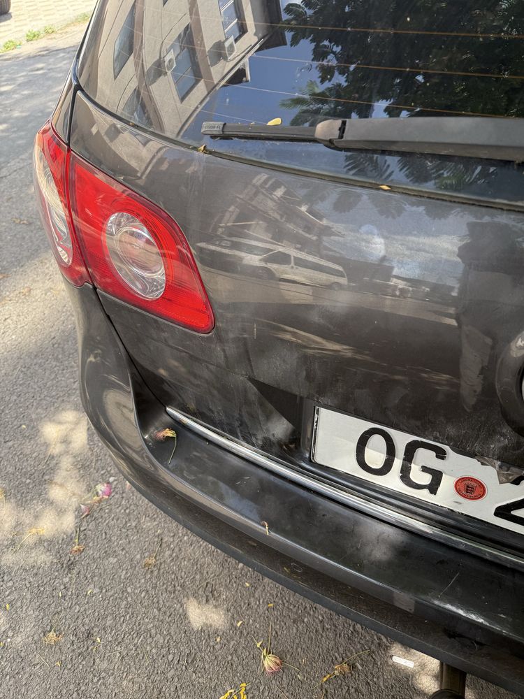 Hayon haion vw Passat B6 variant combi break LC8Z moka brown