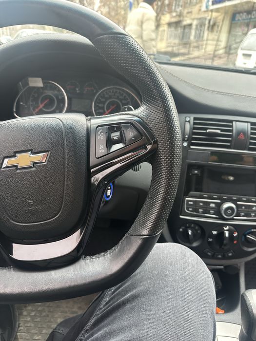 Camaro   руль в идеале с лепистками