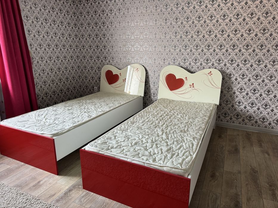 Каждая кровать по 20 000 тенге