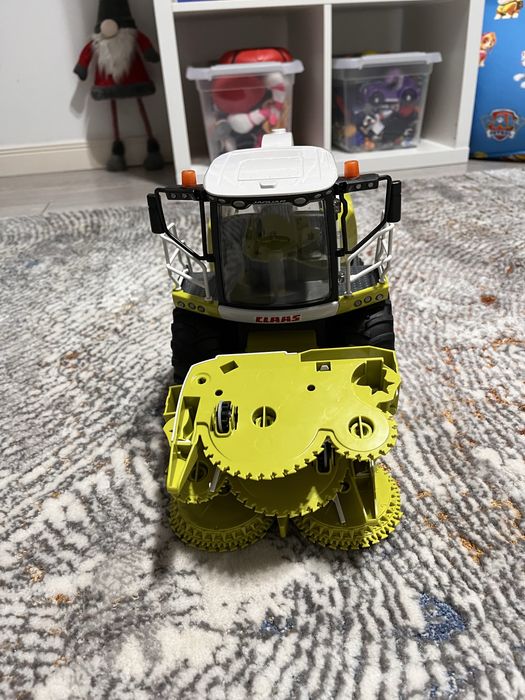 Combină Bruder de jucarie