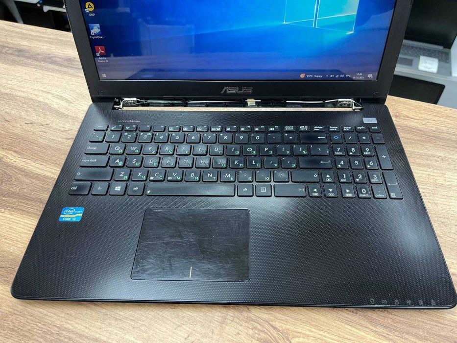 ASUS x502 Core i3/ОЗУ 4/SSD 256/Для офиса