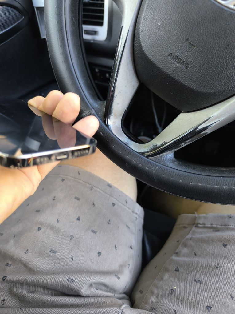Продавам iphone 14pro