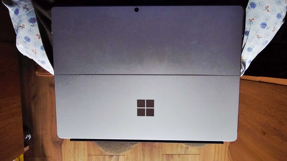 surface pro 8 I7, 16 GB ram 1TB stocare