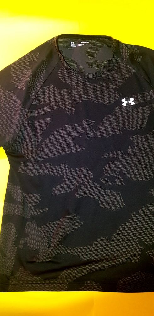 Under Armor мъжка тениска XL