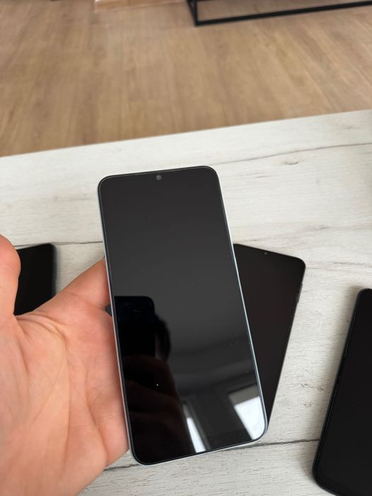 Samsung galaxy a32 / REDMI A1