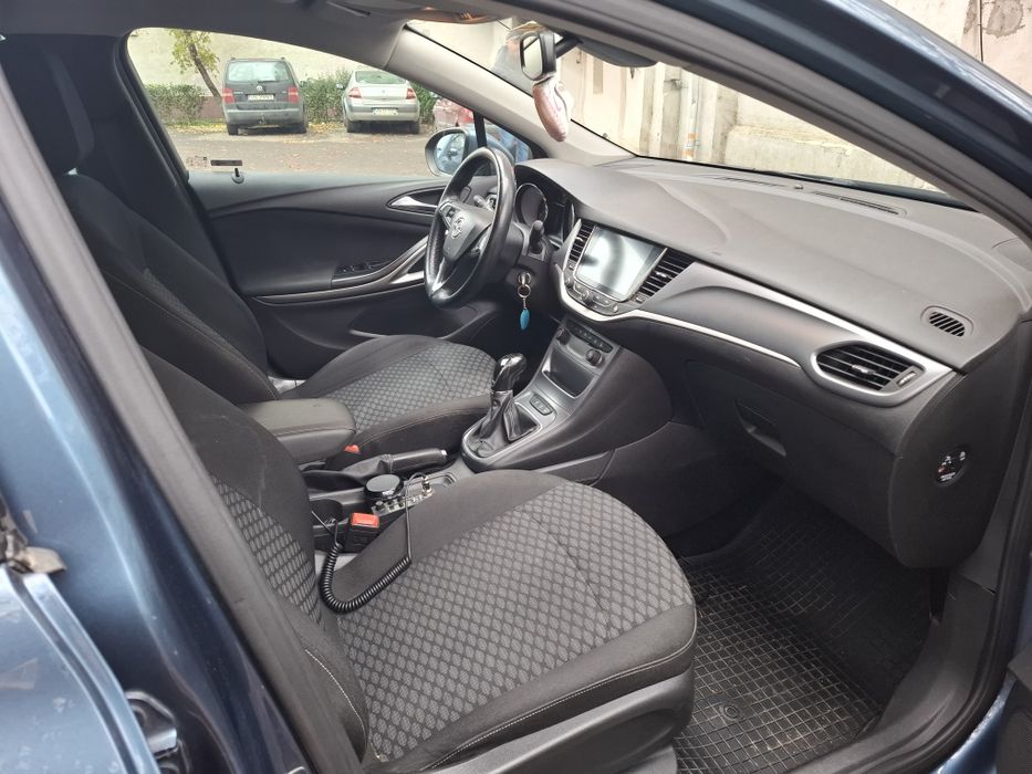 Opel astra k 2017
