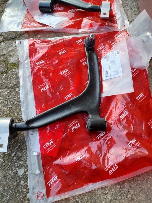 Носачи за Ситроен за няколко модела.