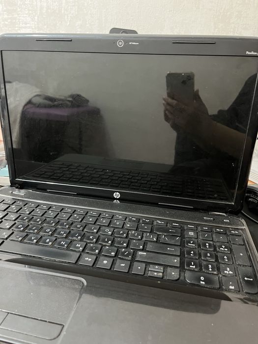 Продам ноутбук на запчасти (в рабочем состоянии)