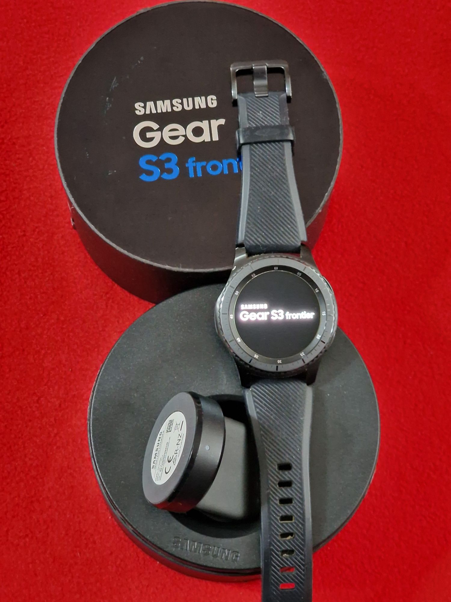 Samsung Gear Frontier 46mm, Impecabil, Încărcător wireless!!!