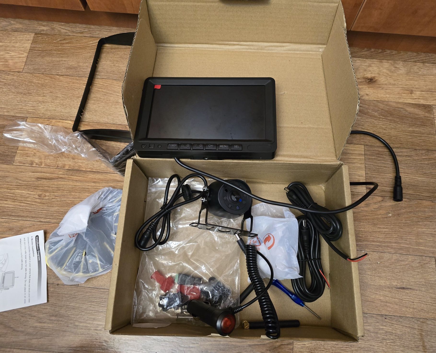 Kit asistenta video camera marsarier AHD, camioane , rulote , camping