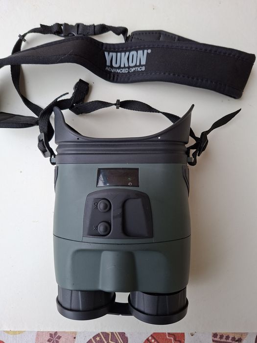 Binoclu Yukon infraroșu
