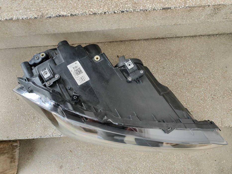 Фар VW Polo 2G десен / Фар Polo 2G / Фар Поло 2Г Оригинален