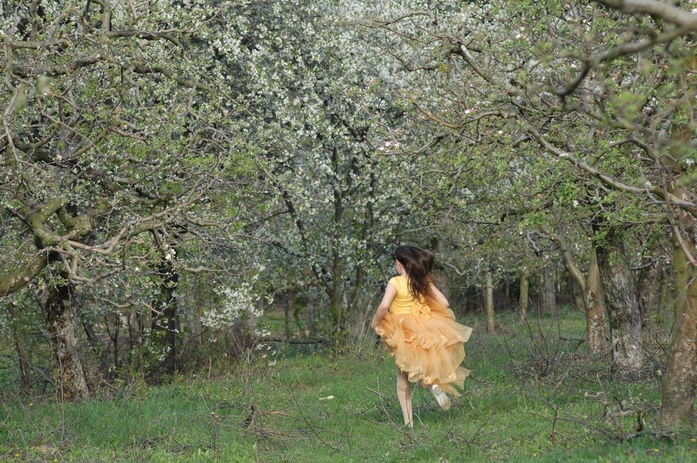 Rochie galbena de ocazie/spectacol/serbare pt fete de 12-13 ani