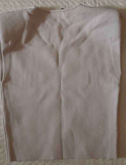 Bluza Zara ,marimea XS,fara maneca maneca
