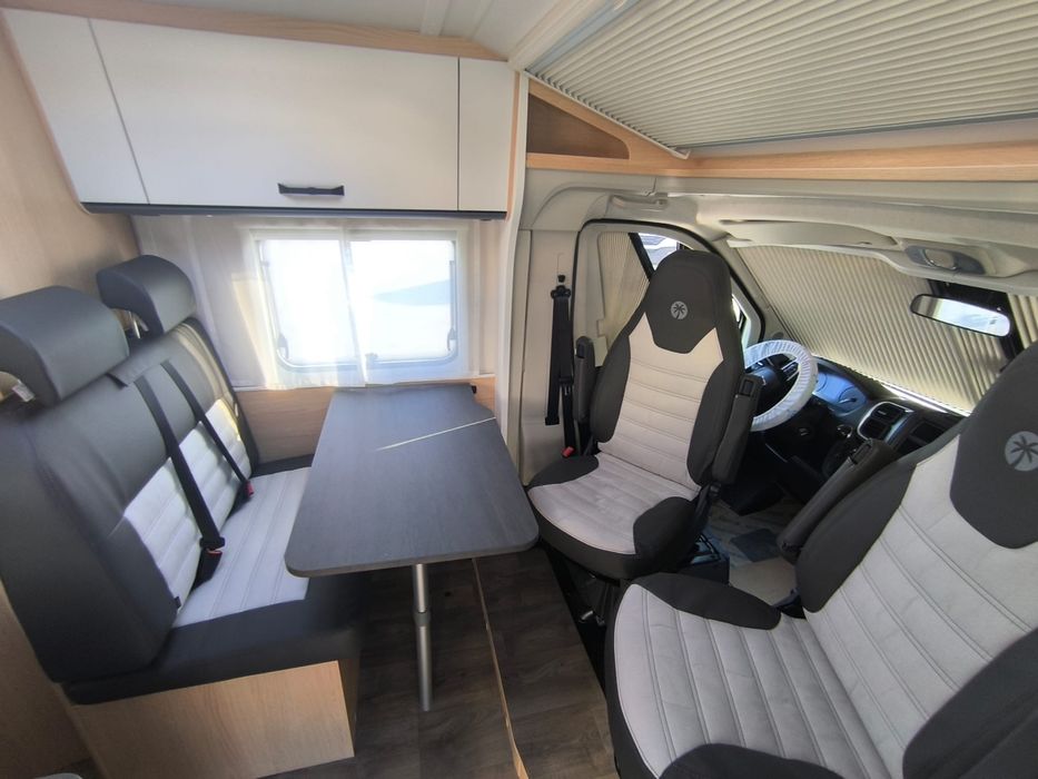 Autorulota Camper Van Sunlight V66 automata in stoc