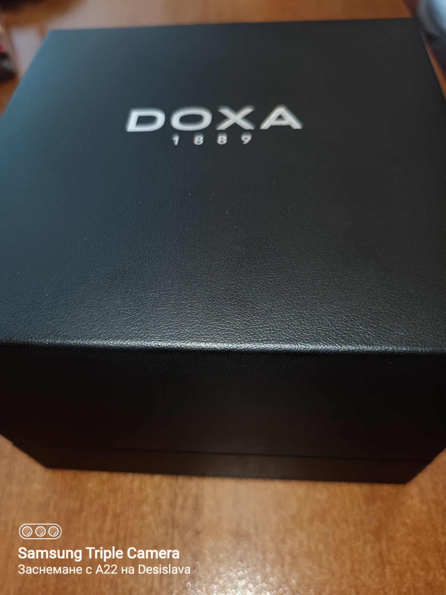 Нов дамски часовник Doxa-само за ценители