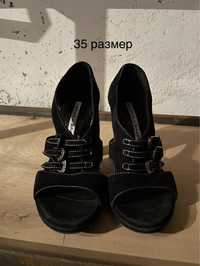 Женская обувь 35,36 размер