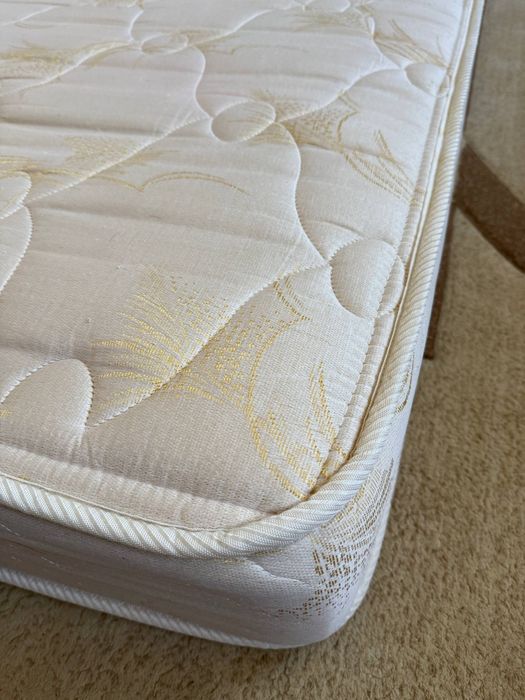 Матрас IKEA 90*200