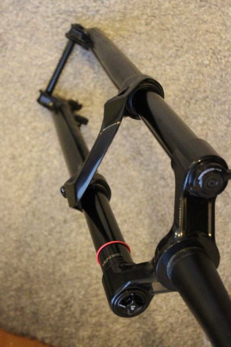 Rock Shox Lyrik Base 29" furca - 150mm - Tapered - 15x110mm Boost