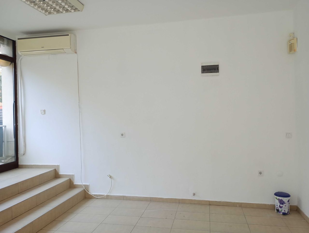 Дава се под наем Магазин в София, Дружба 2 - 46 кв.м за 433.5 € - Снимка #5