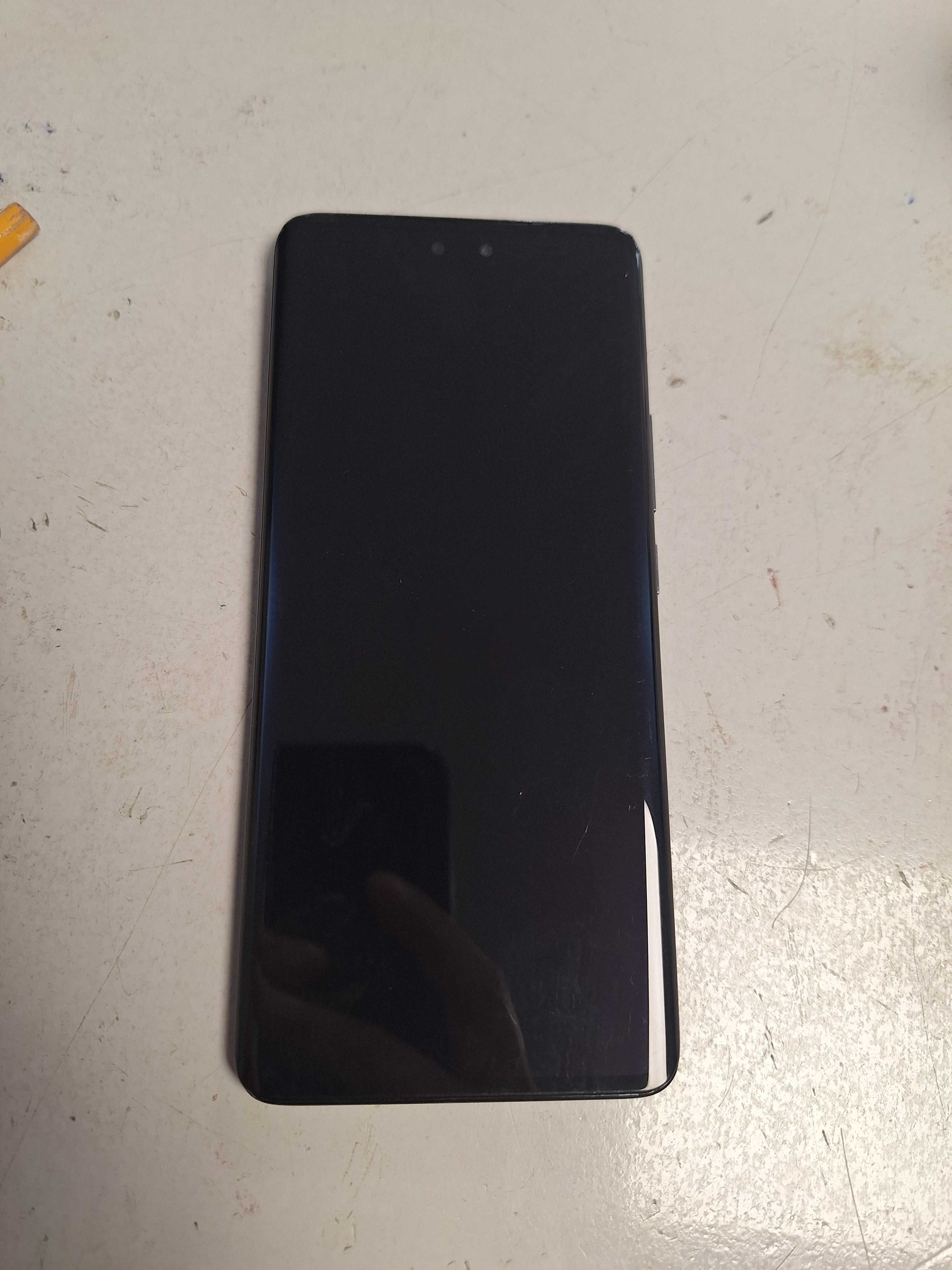 Xiaomi      13     Lite