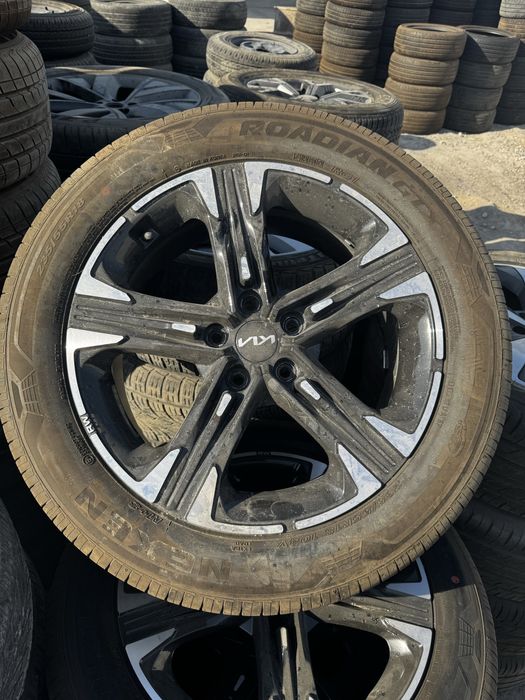 R18 Kia K5 Gt line deska balon