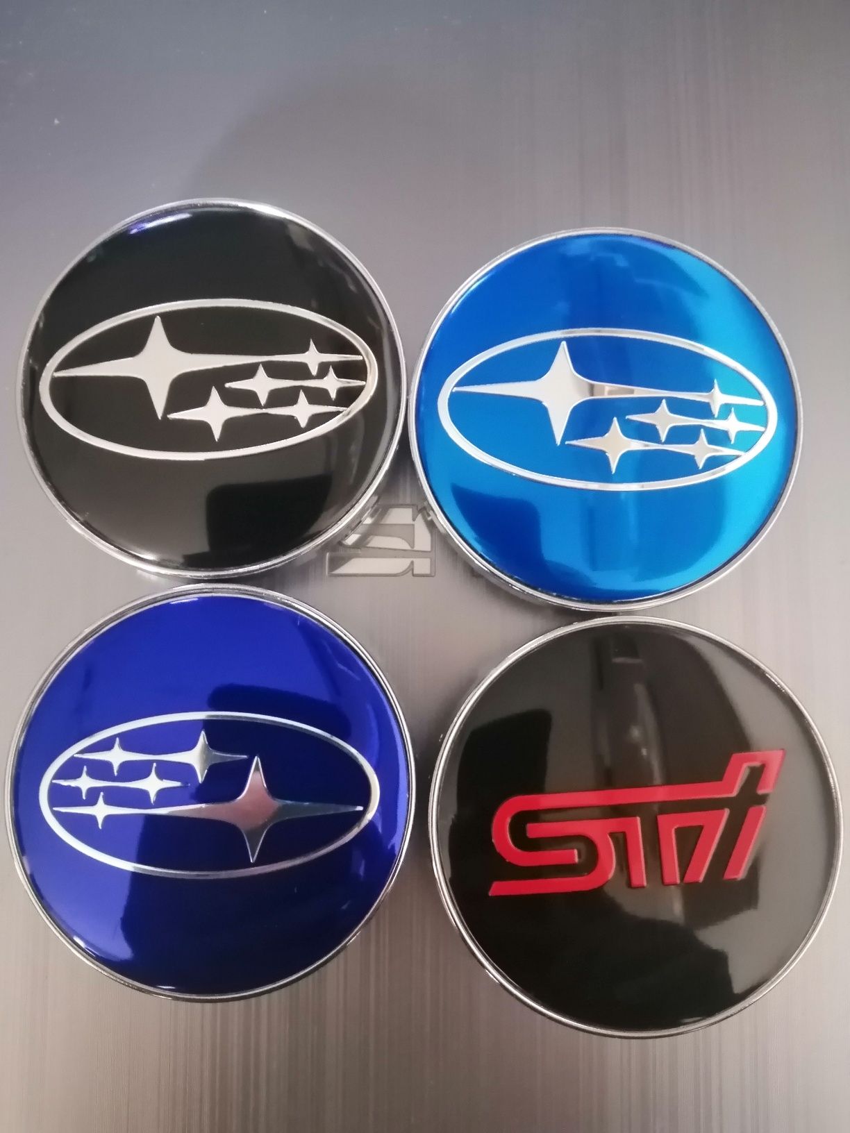 Subaru STI - set 4 capace pentru jante aliaj