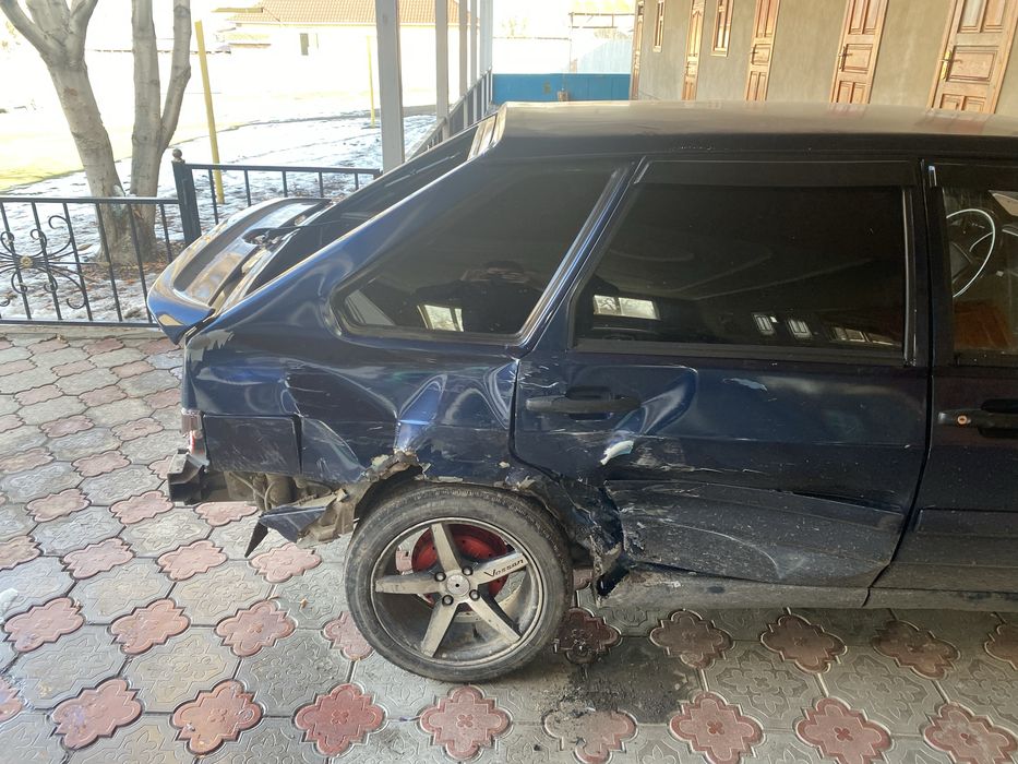 Ваз 2114 продам срочно ……………….