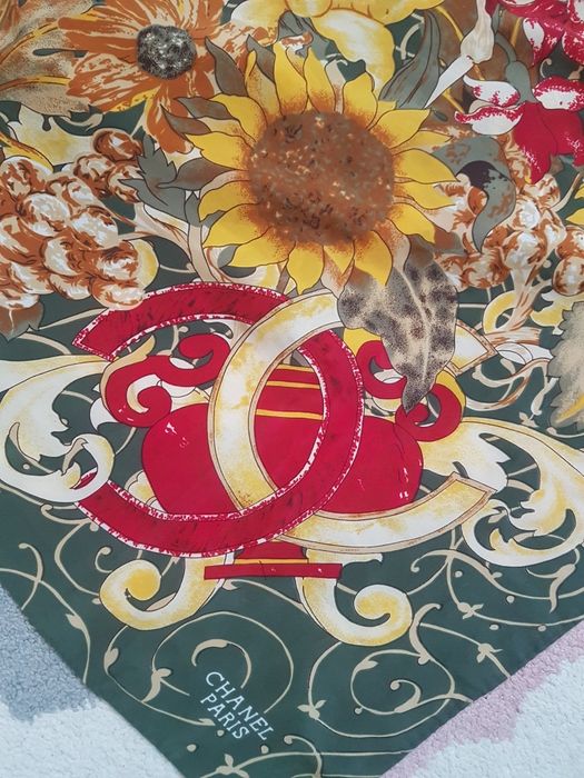 Esarfa Chanel din matase